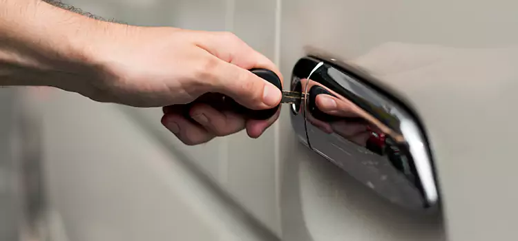 Why Choose Our Auto Locksmith Team in Carol Stream, IL?