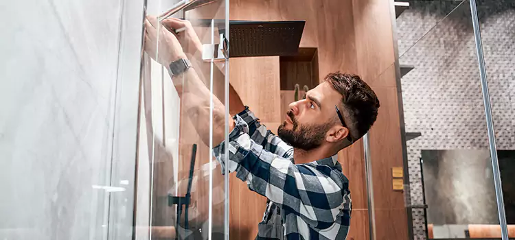Replace Shower Doors with Frameless Carol Stream